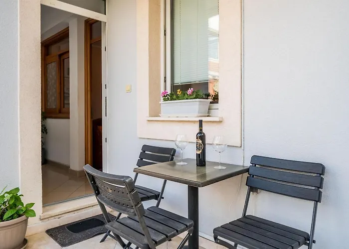 Apartament Jelena *