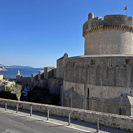 Jelena With Terrace And Balcony Apartment Dubrovnik